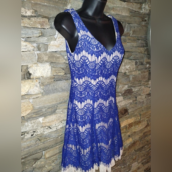 B Darlin lace overlay dress size 5/6 - Picture 8 of 9